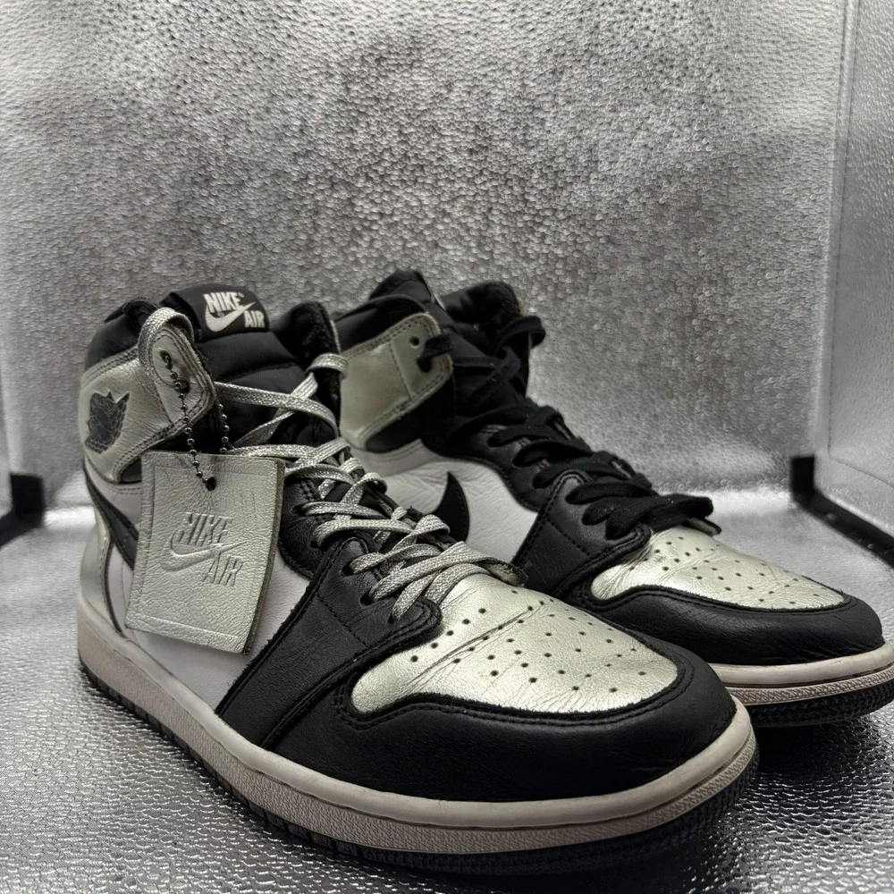 Size 9.5 Jordan 1 High OG Metallic Silver Toe Mens Athletic Sneakers CD0461-001